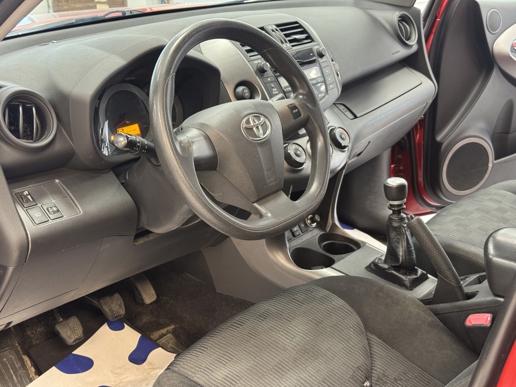 Toyota Rav4 2.0 WT-i 4WD T2