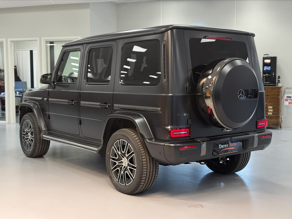 Mercedes Benz G-580 100% Electric